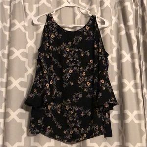 XL, cold shoulder top